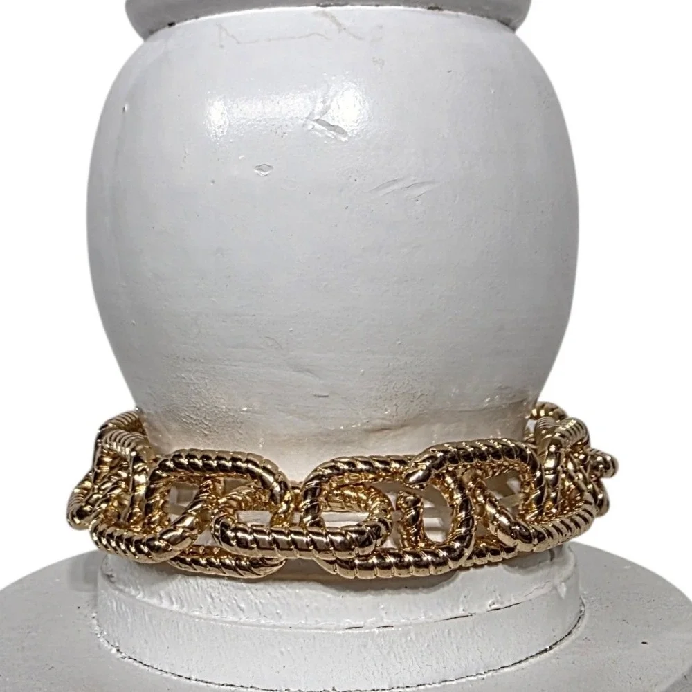 Unbranded Bracelet Women OS Gold Chunky Textured Link Statement Jewelry